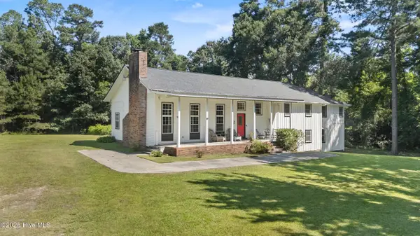 8821 Red Hill Road, Whiteville, NC 28472