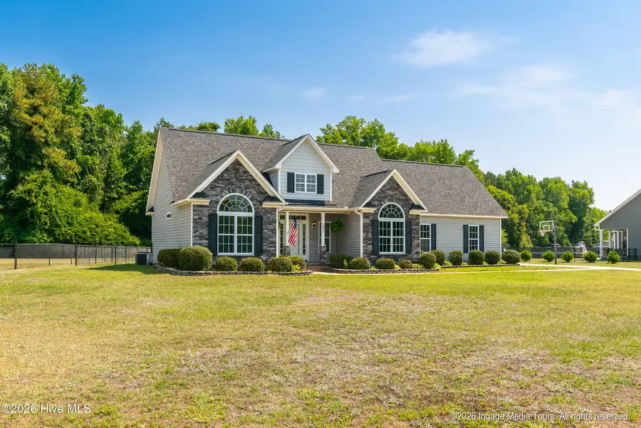 1227 Grayleigh Drive, Ayden, NC 28513 - #3