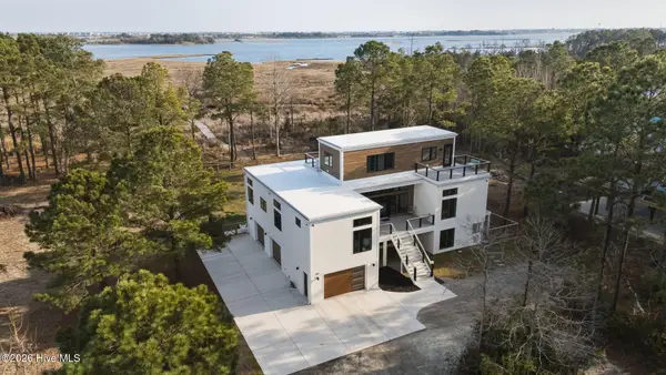 135 Heron Cove Road, Hampstead, NC 28443