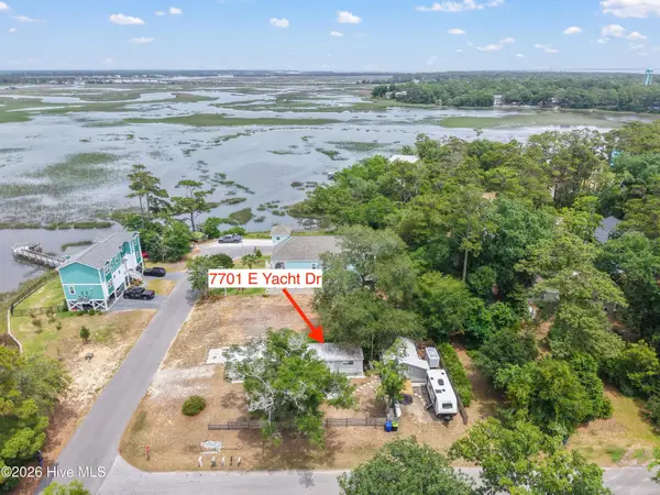 7701 E Yacht Drive, Oak Island, NC 28465