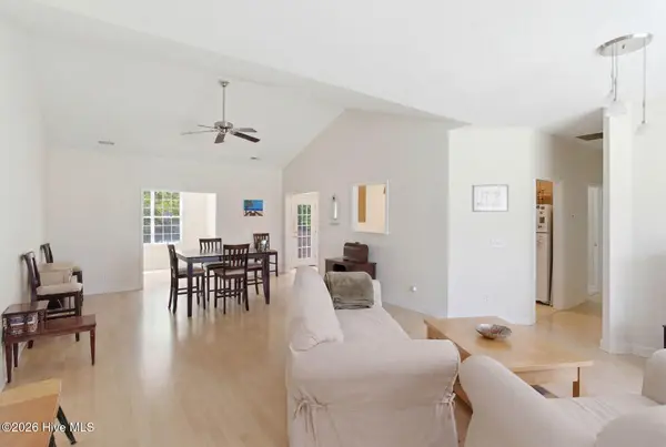 714 E Pipers Glen, Shallotte, NC 28470