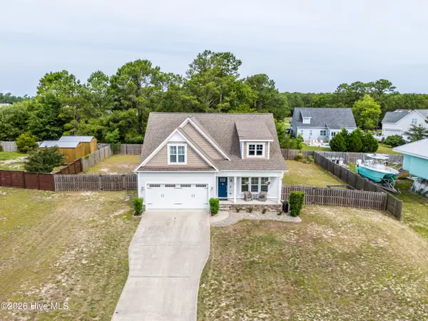 116 Dogwood Lane, Hampstead, NC 28443