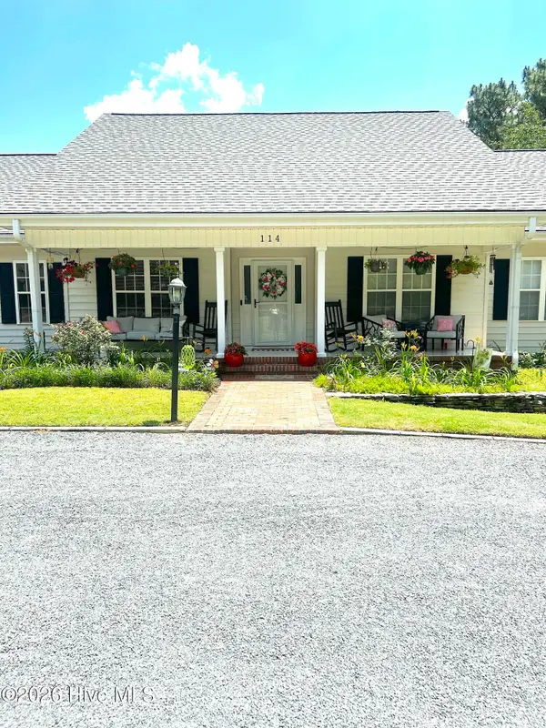 114 Bellhaven Drive, Carthage, NC 28327