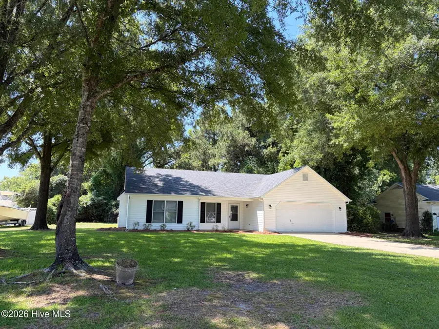 207 Forest Oaks Drive, New Bern, NC 28562 - #2