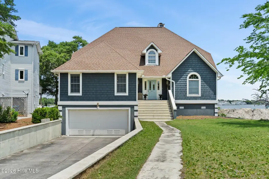 915 Chadwick Shores Drive, Sneads Ferry, NC 28460 - #2