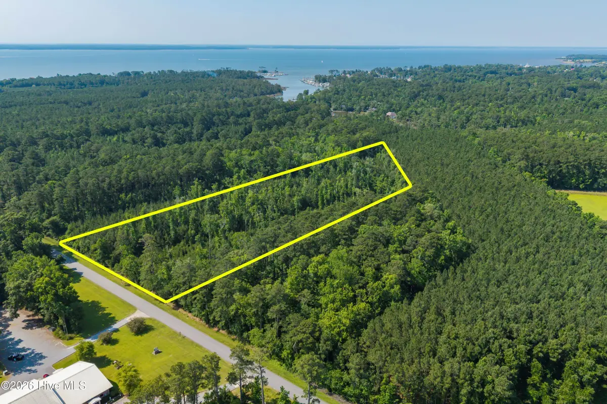 1 White Farm Road, Oriental, NC 28571 - #1