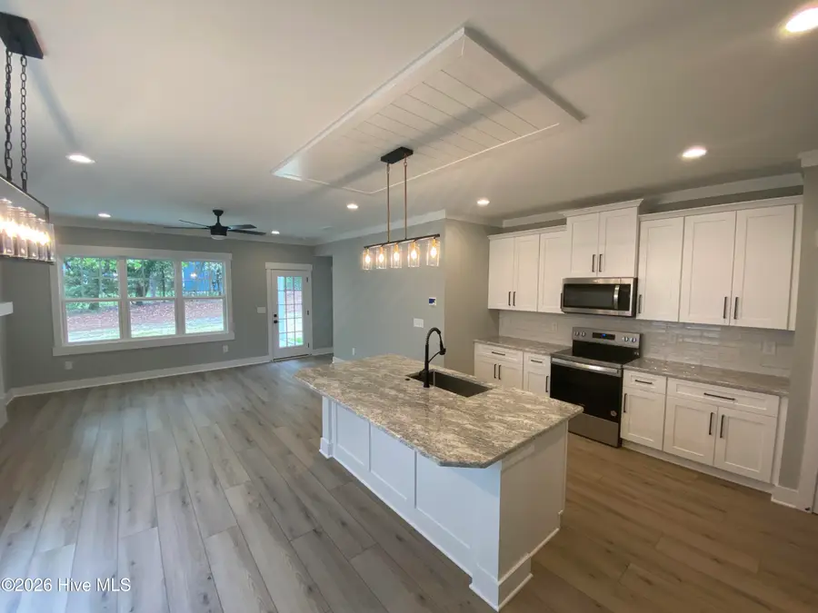 406 Summit Street, Aberdeen, NC 28315 - #3