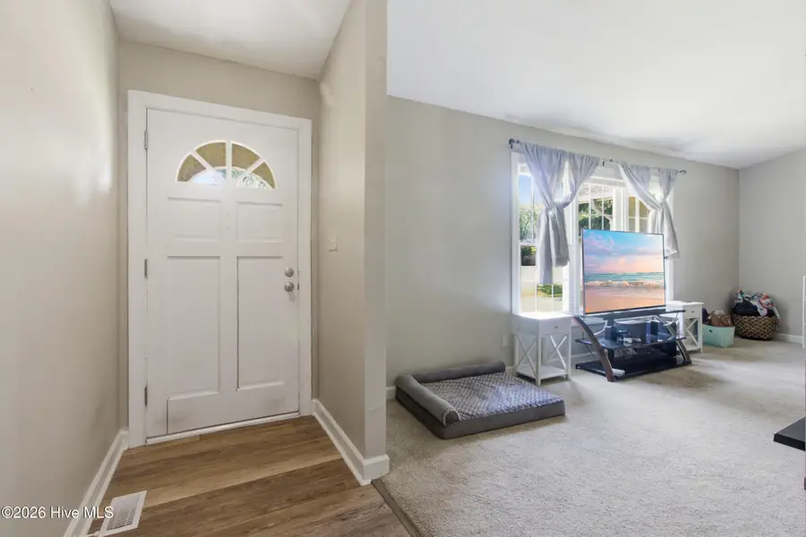 804 Plantation Drive, New Bern, NC 28562 - #2