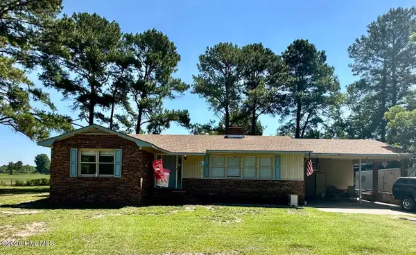 1073 Old Baker Road, Maxton, NC 28364