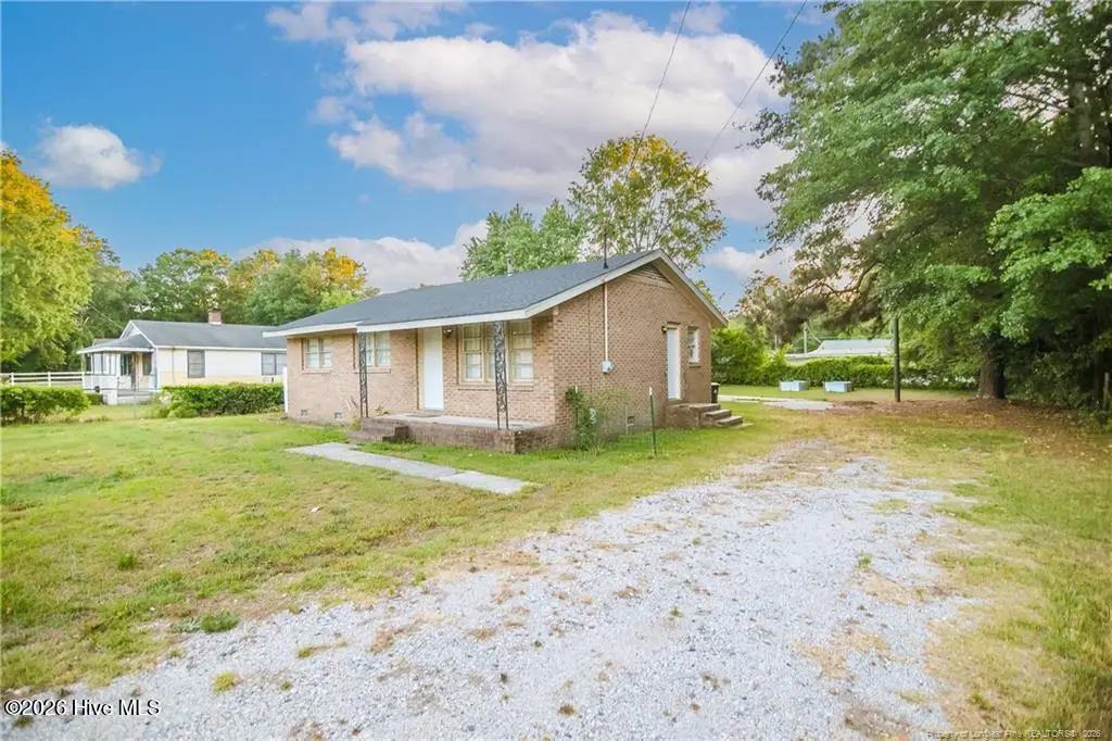 437 N Caledonia Road, Laurinburg, NC 28352 - #1