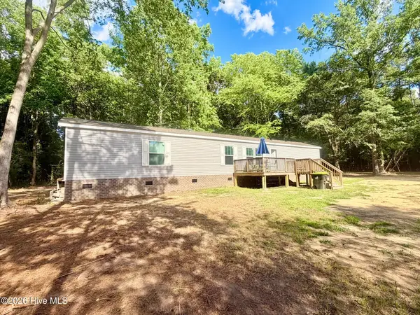 939 Galloway Road, Grimesland, NC 27837