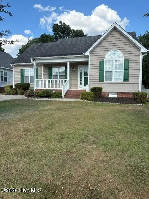 2205 Seagrave Drive, Winterville, NC 28590