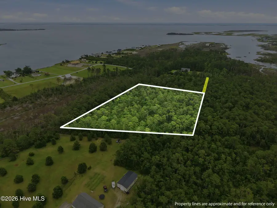 121 Bay Drive, Smyrna, NC 28579 - #2
