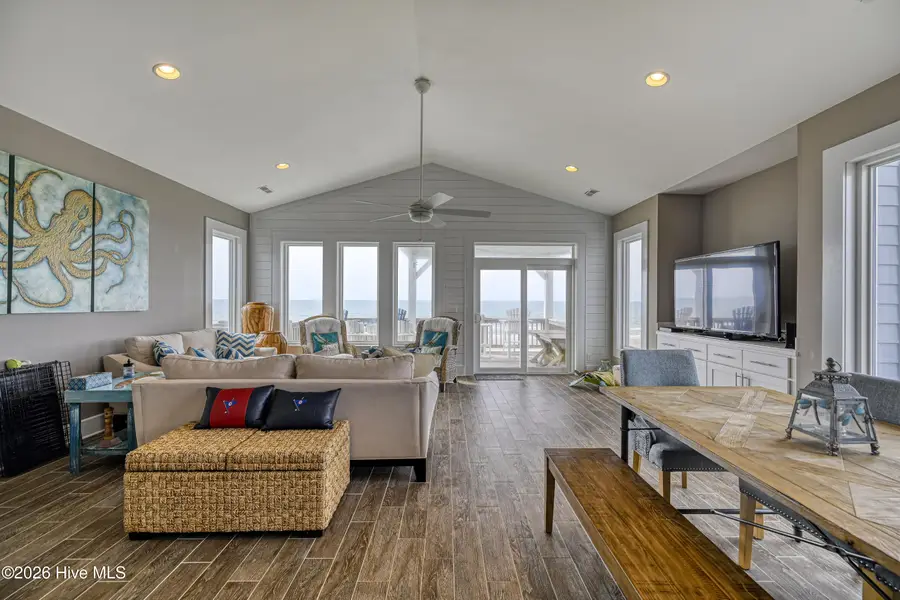 1538b S Shore Drive, Surf City, NC 28445 - #3