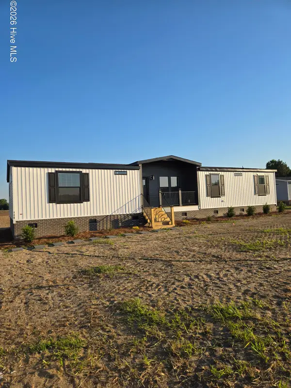 128 Sand Ridge Drive, Beulaville, NC 28518