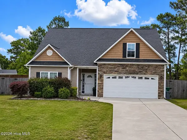 322 Inverness Drive, Hubert, NC 28539