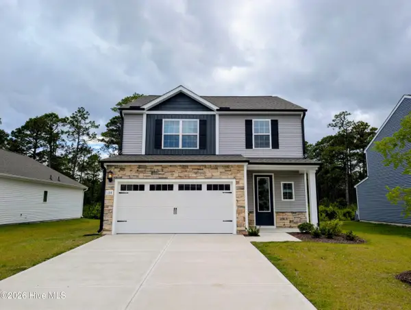 134 Umbrella Palm Drive, Hampstead, NC 28443