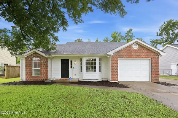 205 Mahogany Drive, Jacksonville, NC 28540