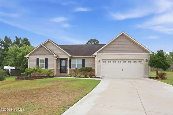 505 Waldorf Court, Hubert, NC 28539