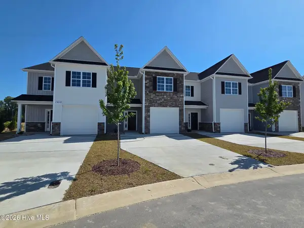 1904 Newbury Way #A, Greenville, NC 27834