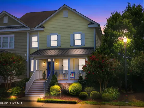 203 S Academy Street, Washington, NC 27889