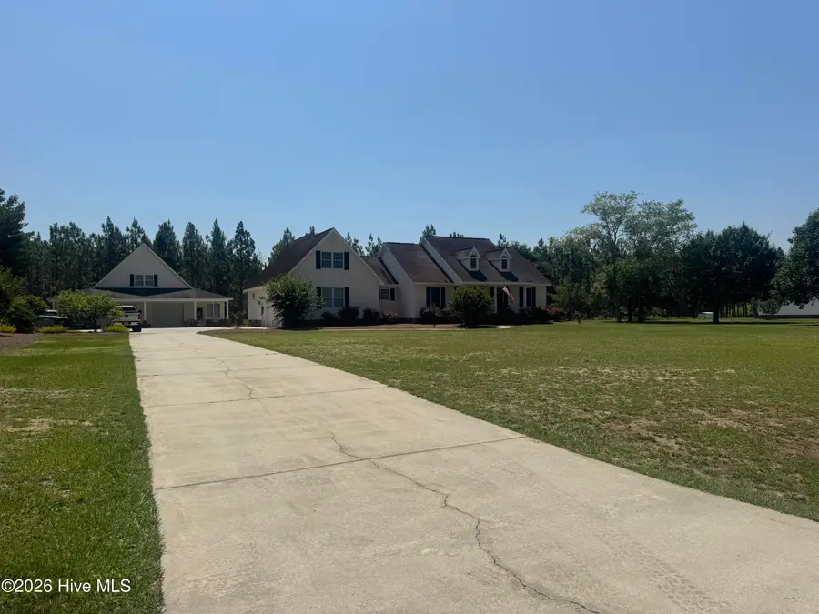 727 Mount Olive Road, Bladenboro, NC 28320 - #2