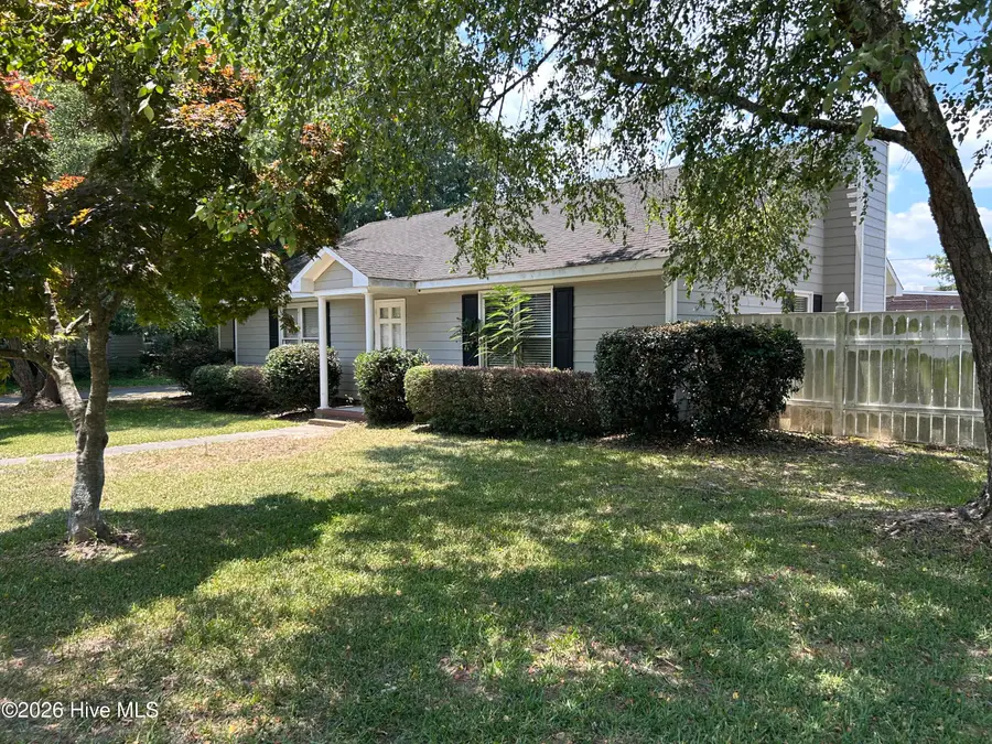 900 Oriental Avenue, Kinston, NC 28504 - #3