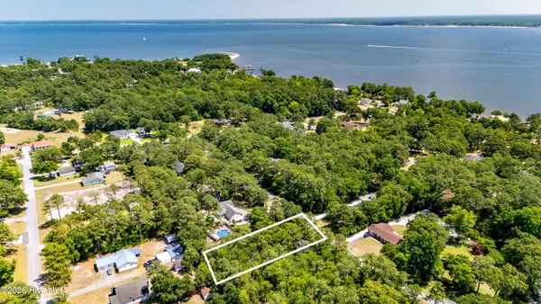 114 Lakeshore Drive, Minnesott Beach, NC 28510