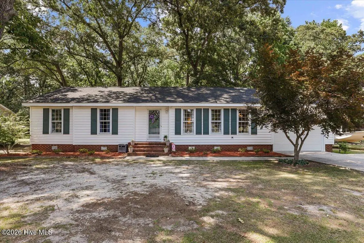 2444 Pine Knoll Drive, Kinston, NC 28504 - #1