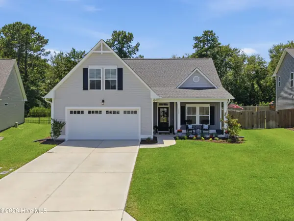 188 W Weatherbee Way, Hampstead, NC 28443