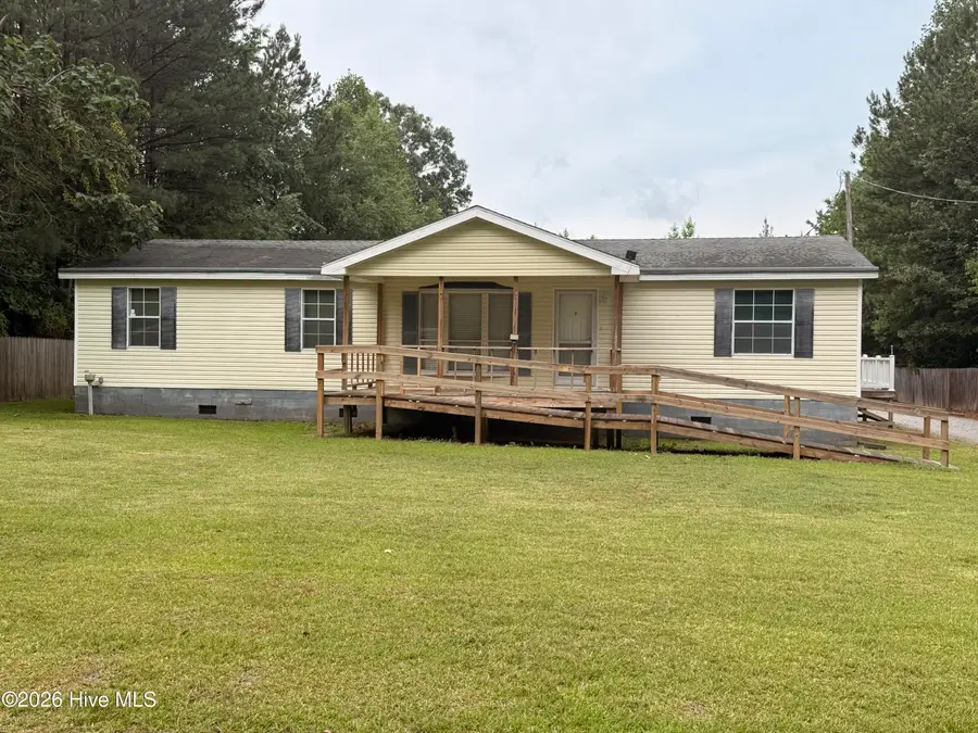 135 W Kerr Drive, Roanoke Rapids, NC 27870 - #2