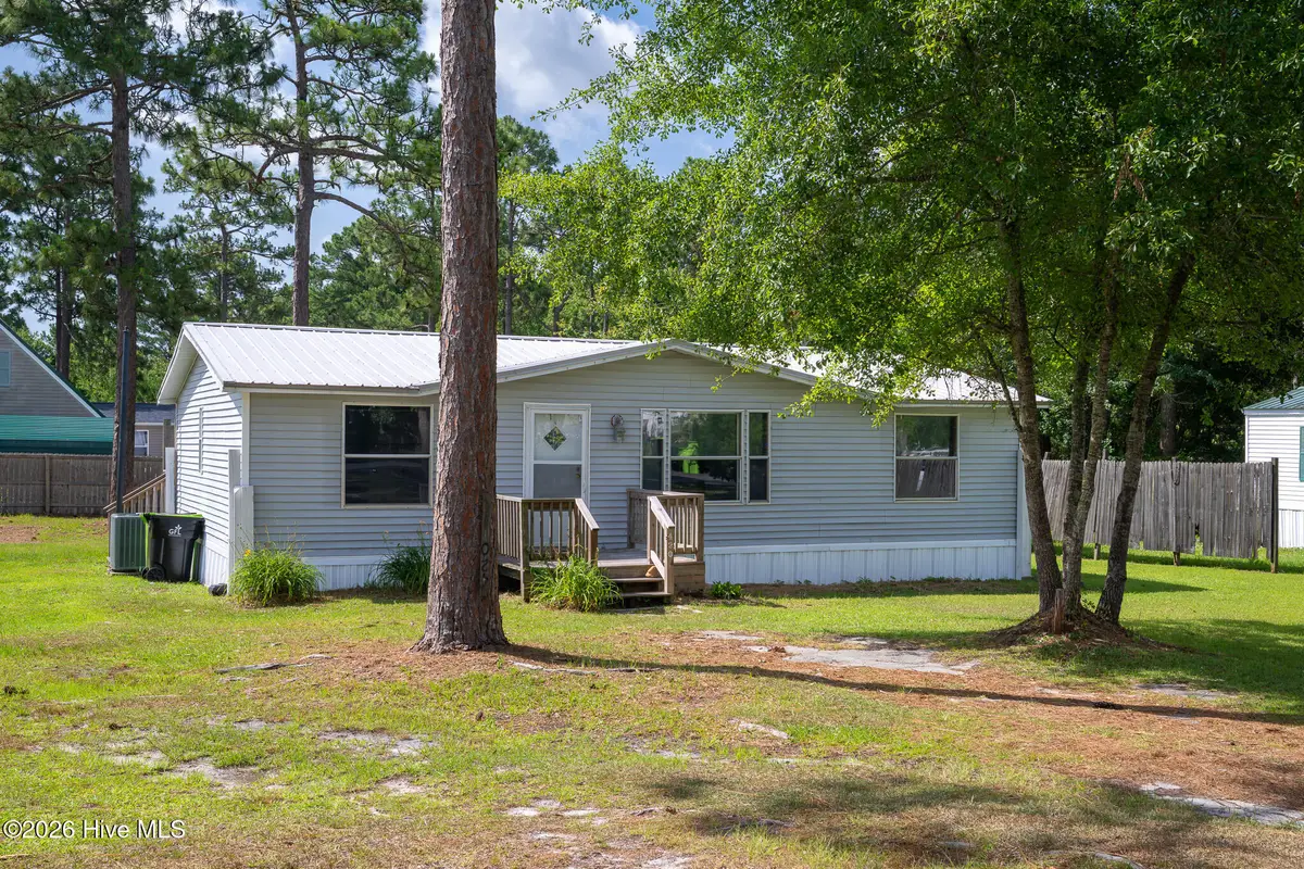 420 S Dyson Street, Holly Ridge, NC 28445 - #1