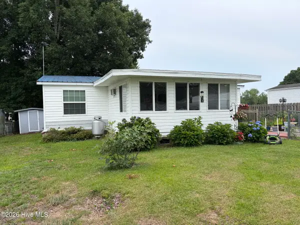 103 Pine Ridge Court, Hampstead, NC 28443