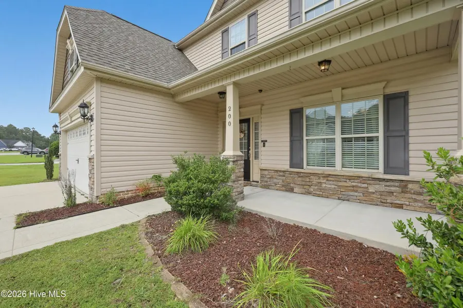 200 Wedgefield Circle, Maple Hill, NC 28454 - #2