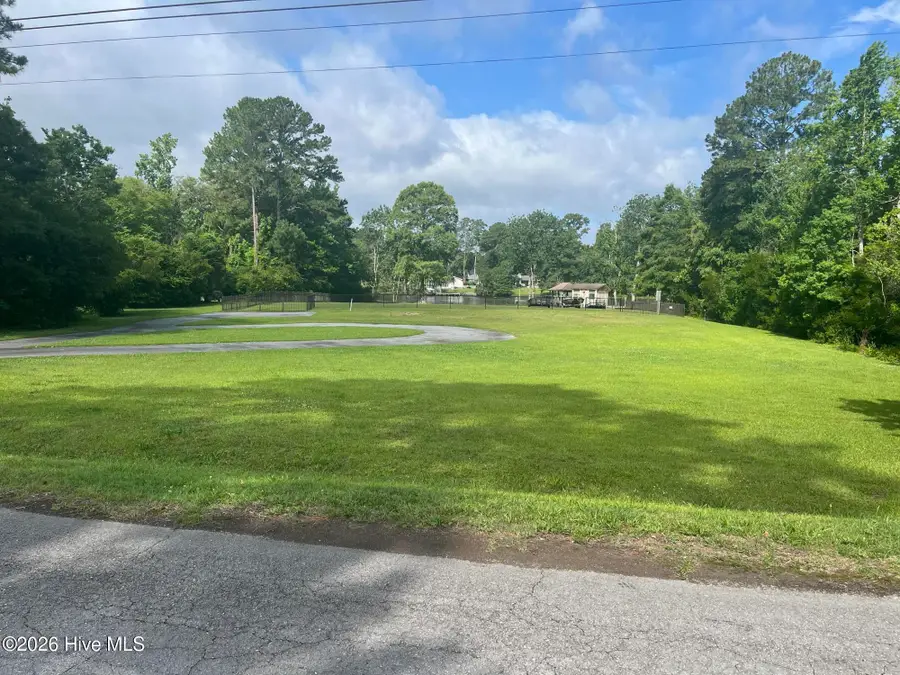 609 Creekwood Drive, Trent Woods, NC 28562 - #2
