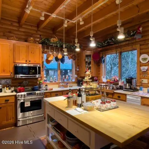 496 Holloway Road, Robbinsville, NC 28771 - #3