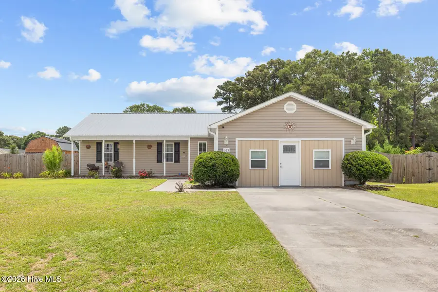 309 Parkton Drive, Richlands, NC 28574 - #2