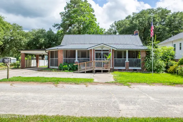 211 E Elm Street, Bladenboro, NC 28320