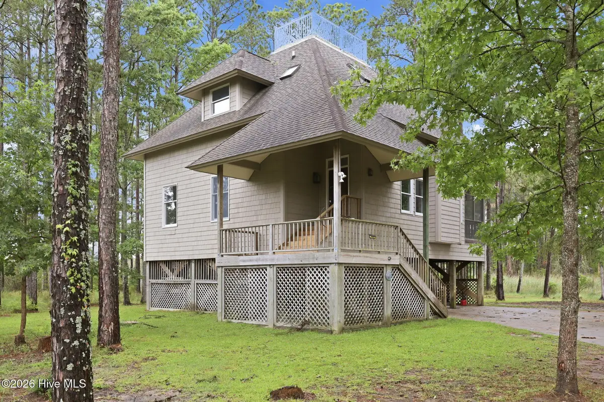 134 W Dowry Creek, Belhaven, NC 27810 - #1