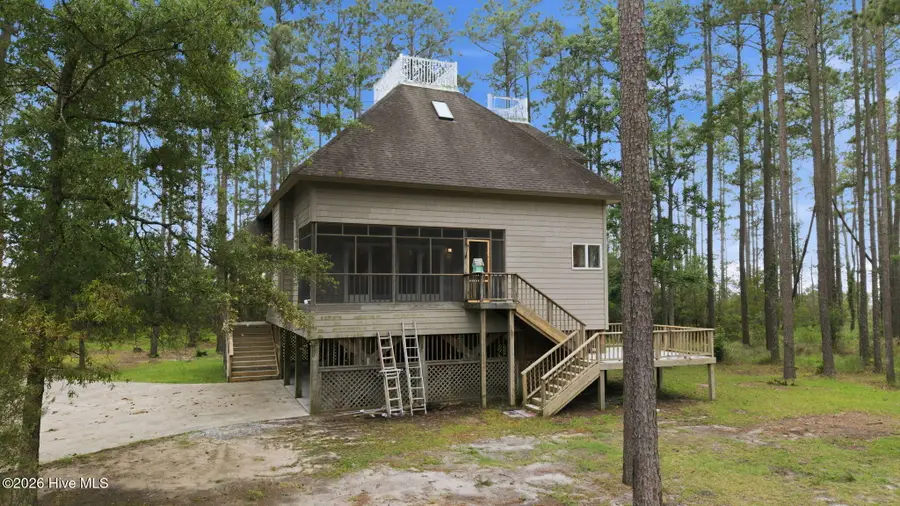 134 W Dowry Creek, Belhaven, NC 27810 - #3