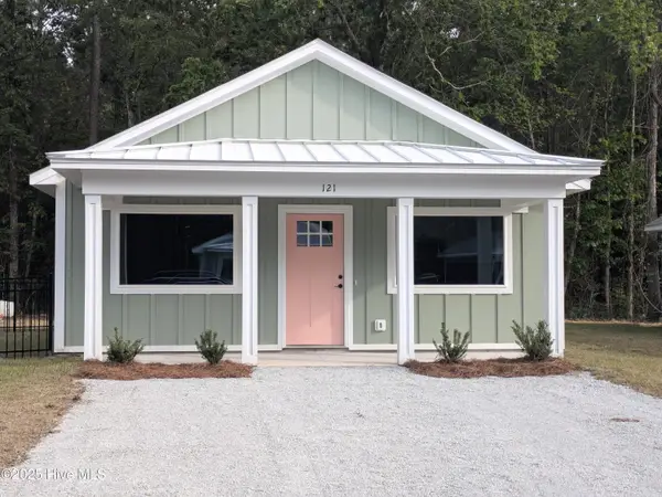 161 Long Pond Loop, Swansboro, NC 28584