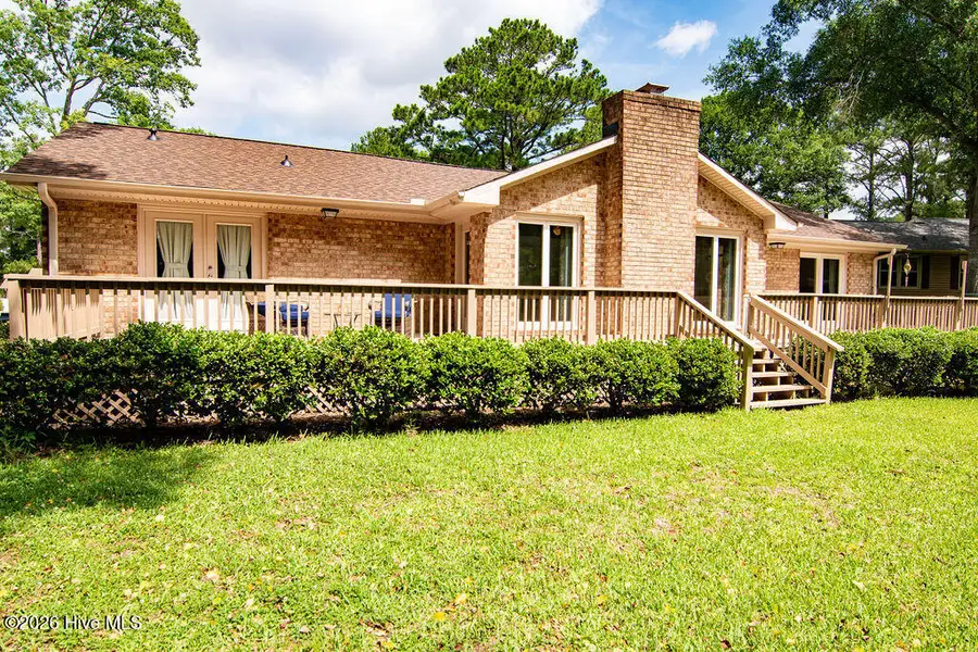 903 Plantation Drive, New Bern, NC 28562 - #2