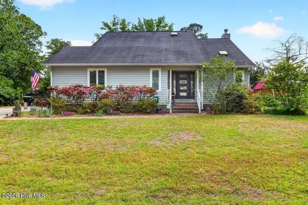 312 Channel Run Drive, New Bern, NC 28562