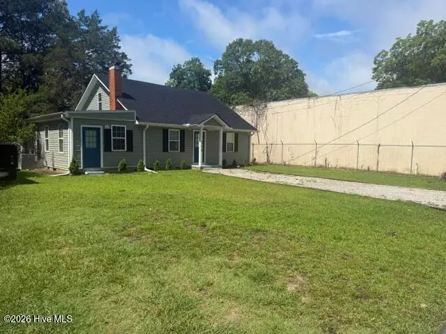 210 Renaldi Street, Elizabethtown, NC 28337 - #3