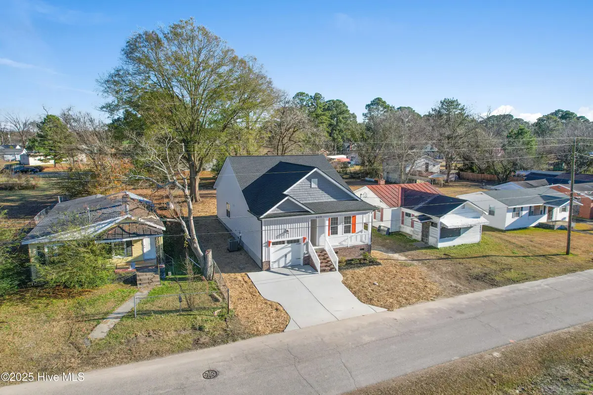 608 S Goldsboro Street, Fremont, NC 27830 - #1