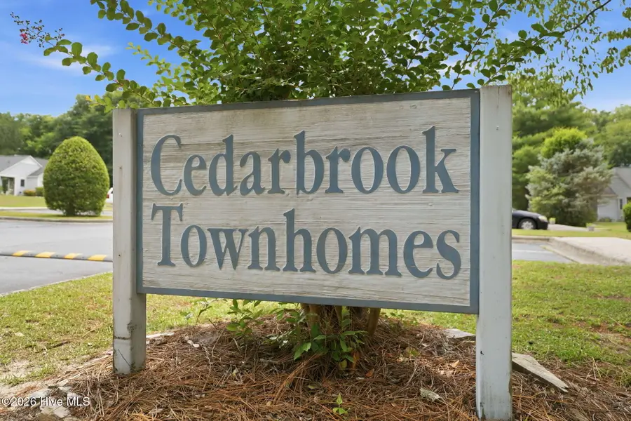 906 Cedar Court, Aberdeen, NC 28315 - #2