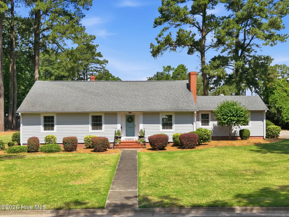 1306 Summit Avenue, Washington, NC 27889 - #1