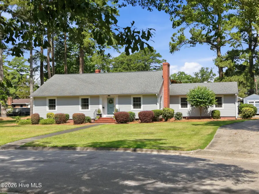 1306 Summit Avenue, Washington, NC 27889 - #2