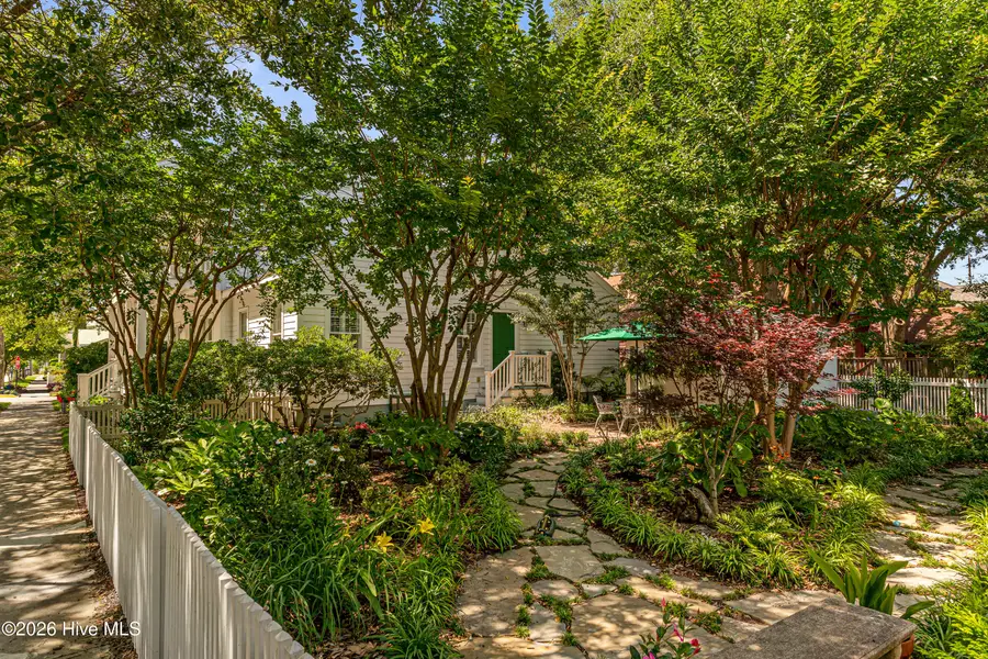 201 Broad Street, Beaufort, NC 28516 - #3