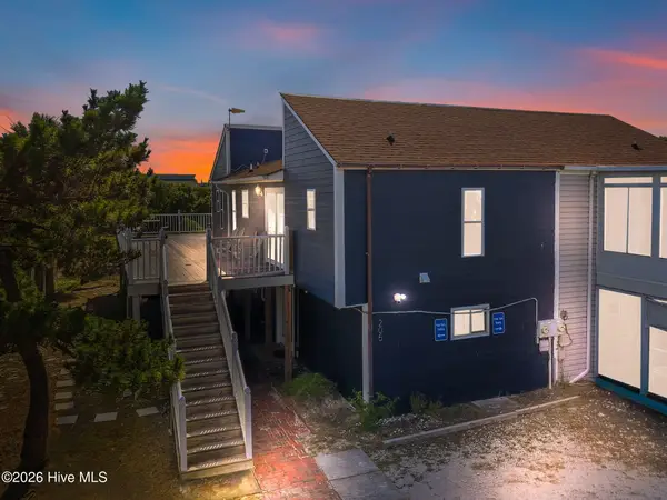 205 Oyster Lane, North Topsail Beach, NC 28460
